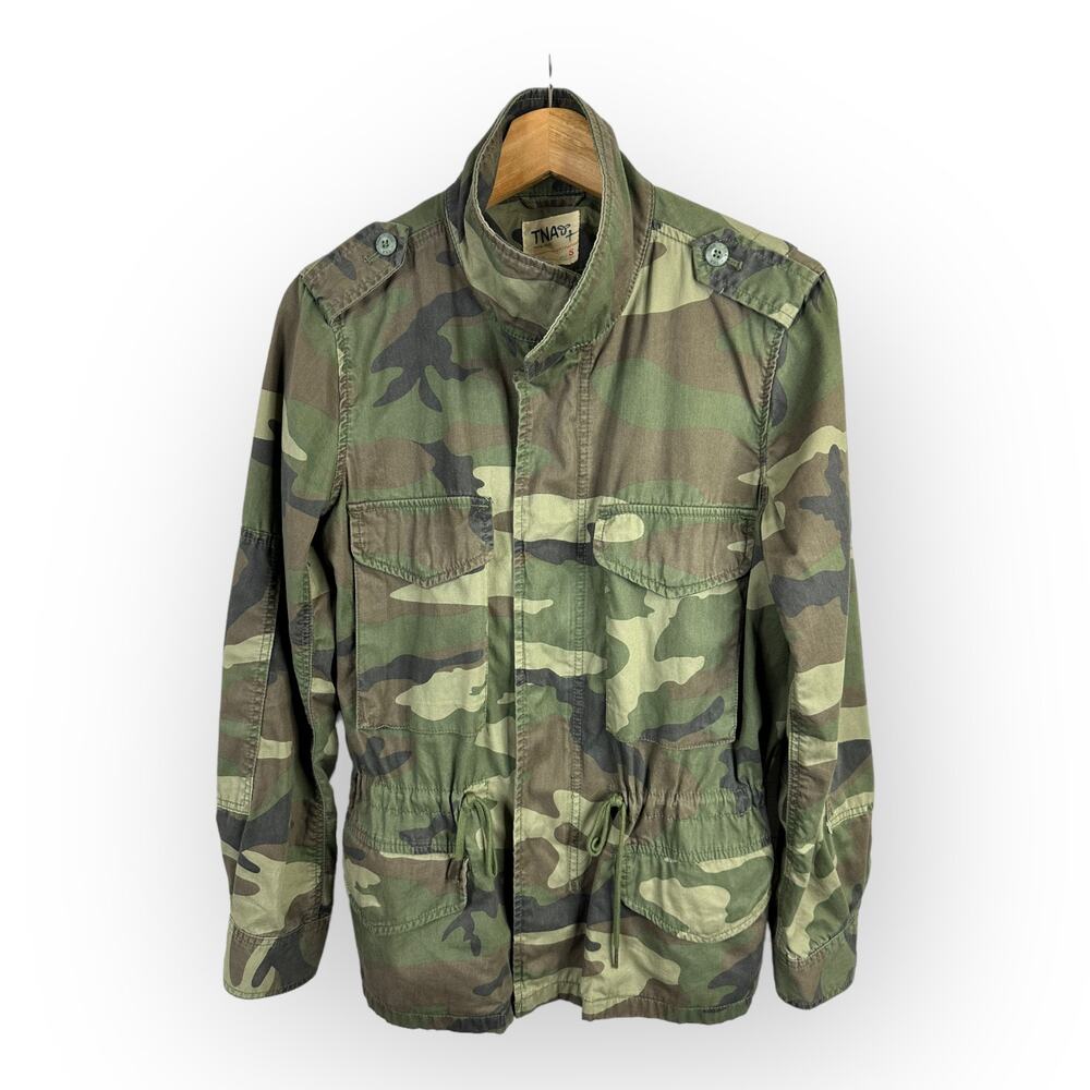 TNA Aritzia Womens size Small Camo Utility Jacket Green Adjustable Waist